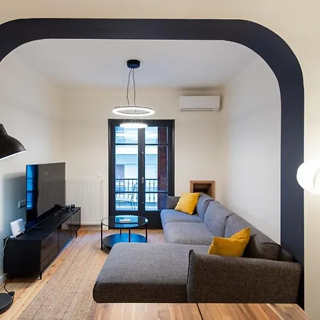 Vista By Halu!: Spacious Centre Apartament