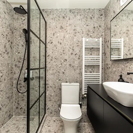 Vista By Halu!: Spacious Centre